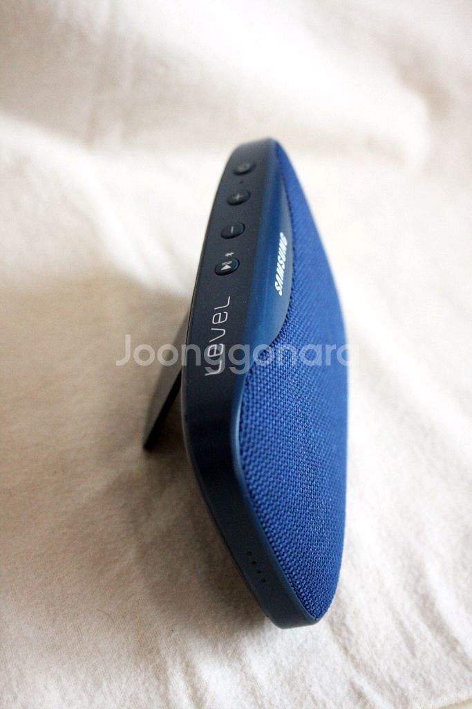 삼성 Level Box Slim 블루투스 스피커--1