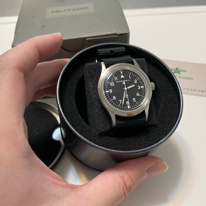 밀리타도 마크11 오마주 한정판 쿼츠 팝니다