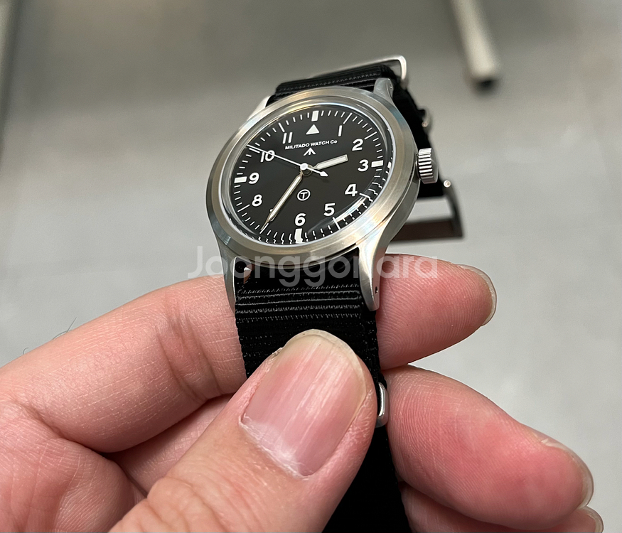밀리타도 마크11 오마주 한정판 쿼츠 팝니다--1
