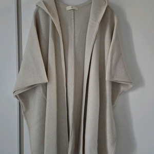 메리노울 후드 니트케이프