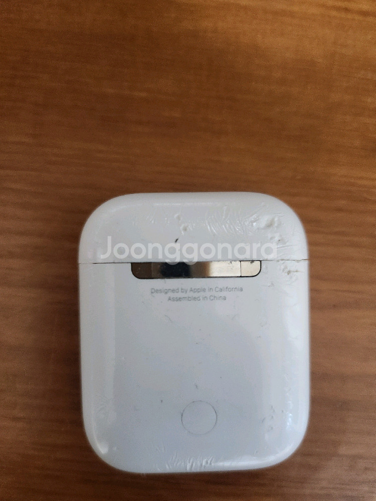 에어팟 2세대 충전 케이스 팔아요--0