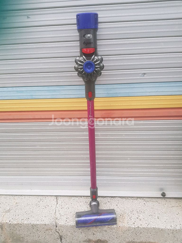 다이슨 V8 무선청소기--0