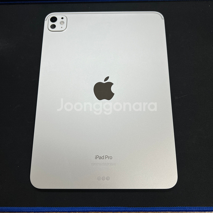 아이패드프로11 M4 (A2836) 256기가 WiFi 실버색상--1