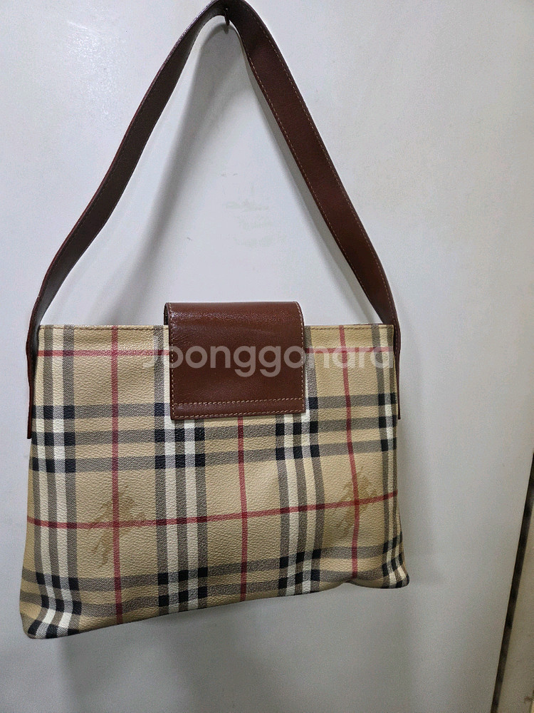 버버리 노바체크 숄더백--2