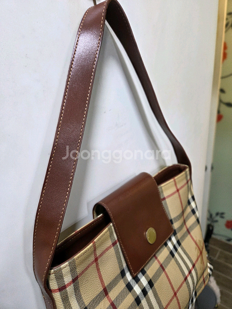 버버리 노바체크 숄더백--7