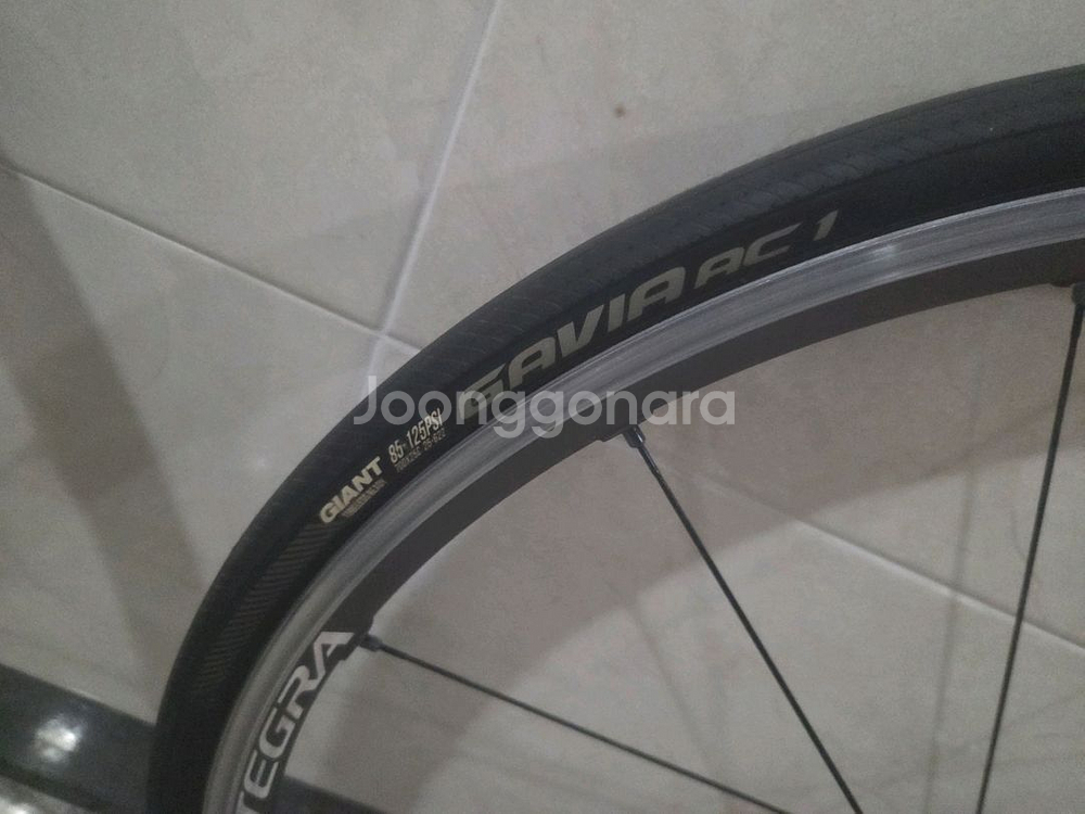 울테그라 WH-6800 림브 휠셋 판매합니다 (튜블리스 세팅)--7