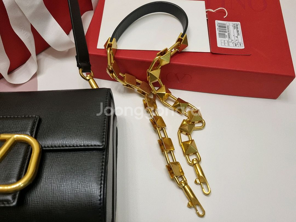 정품.발렌티노 스탐파알체 스터드 숄더백.손예진가방--6