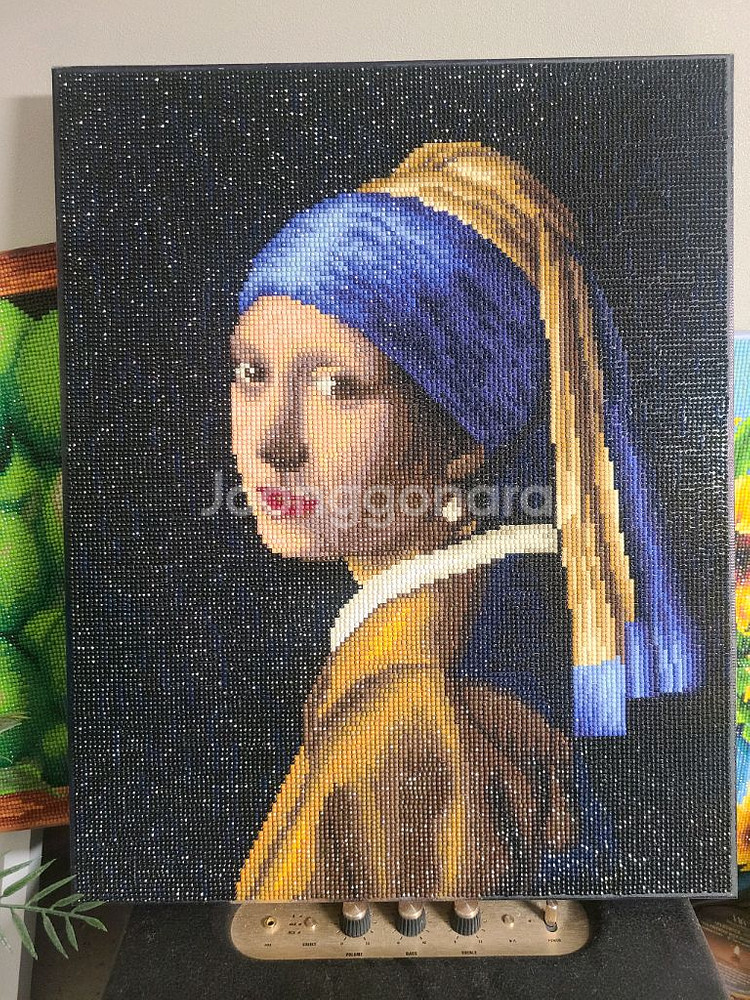 인테리어액자 보석십자수 진주귀걸이 완성품 팝니다--0