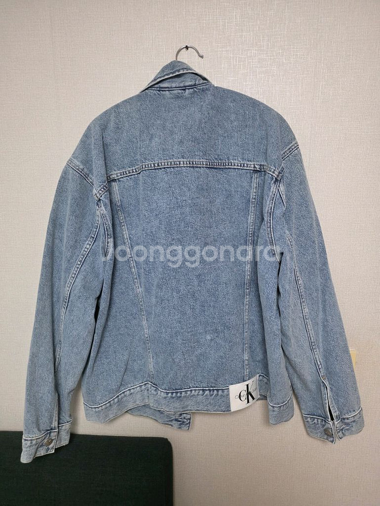 캘빈클라인 정국 데님 자켓 L사이즈 새상품--1