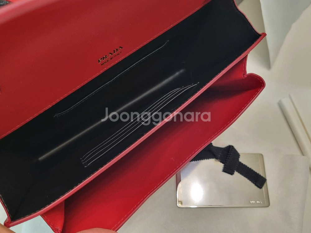 정품.새재품. 프라다 사피아노 미니백--7