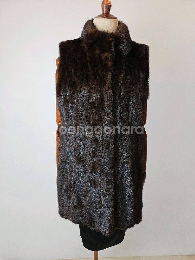 미사용급 제이밍크 브라운호피 풀스킨 밍크베스트--2