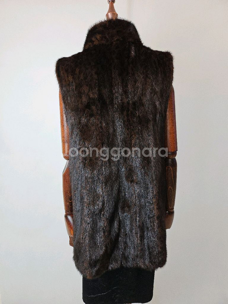 미사용급 제이밍크 브라운호피 풀스킨 밍크베스트--5