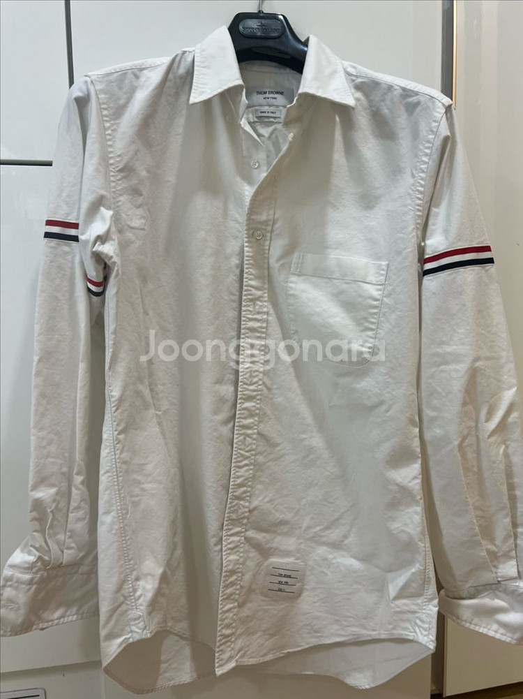 25fw 톰브라운 암밴드셔츠 4사이즈 (새상품급)--0