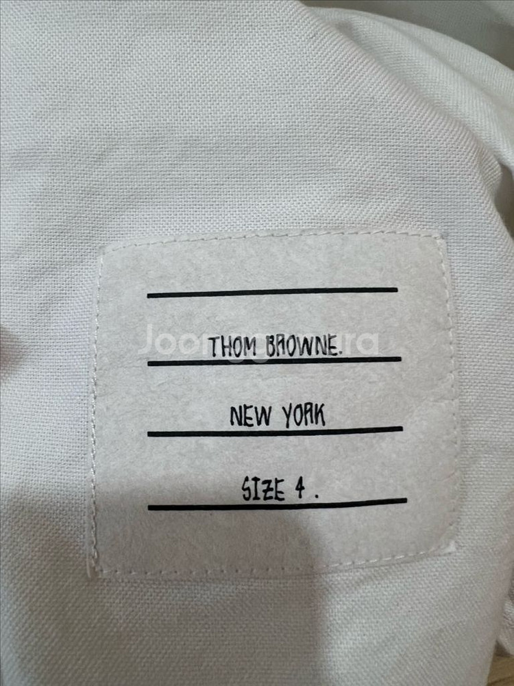 25fw 톰브라운 암밴드셔츠 4사이즈 (새상품급)--2