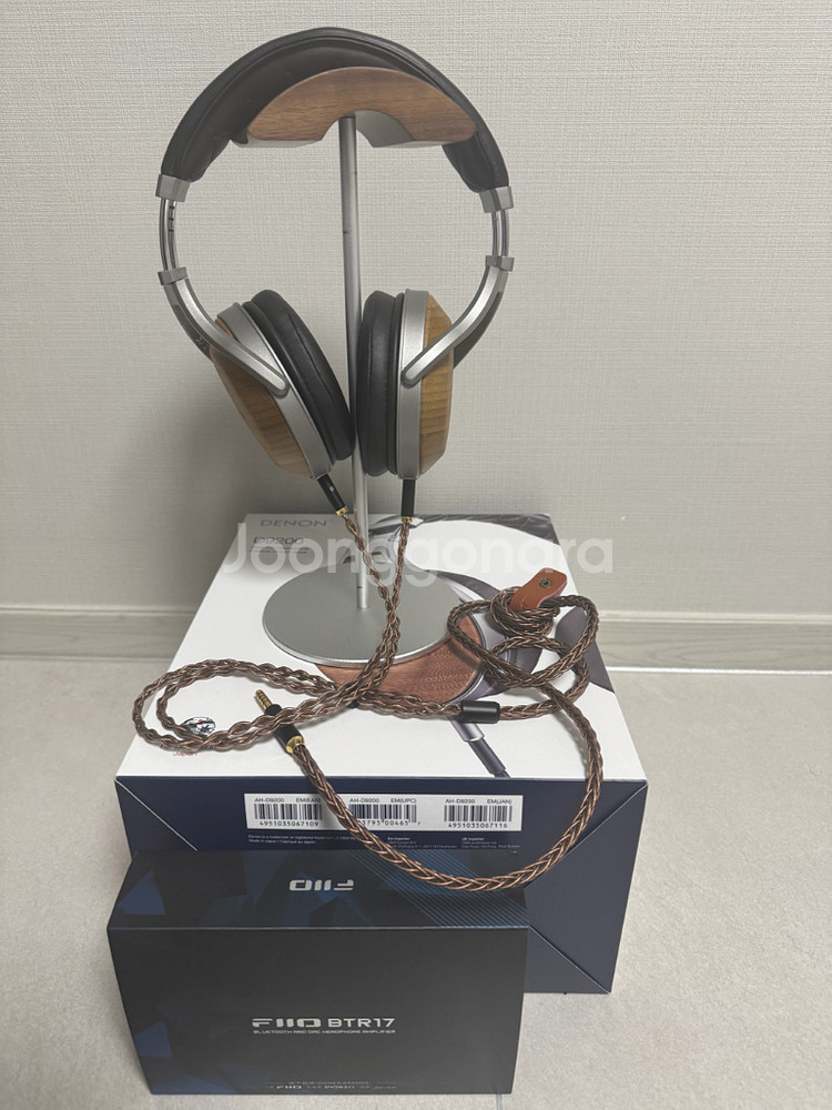 DENON D9200 헤드폰 + FIIO BTR17 팝니다--0