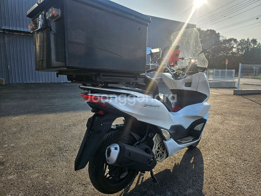 혼다PCX125/21년식/7만키로/160만원/2채널블박--5