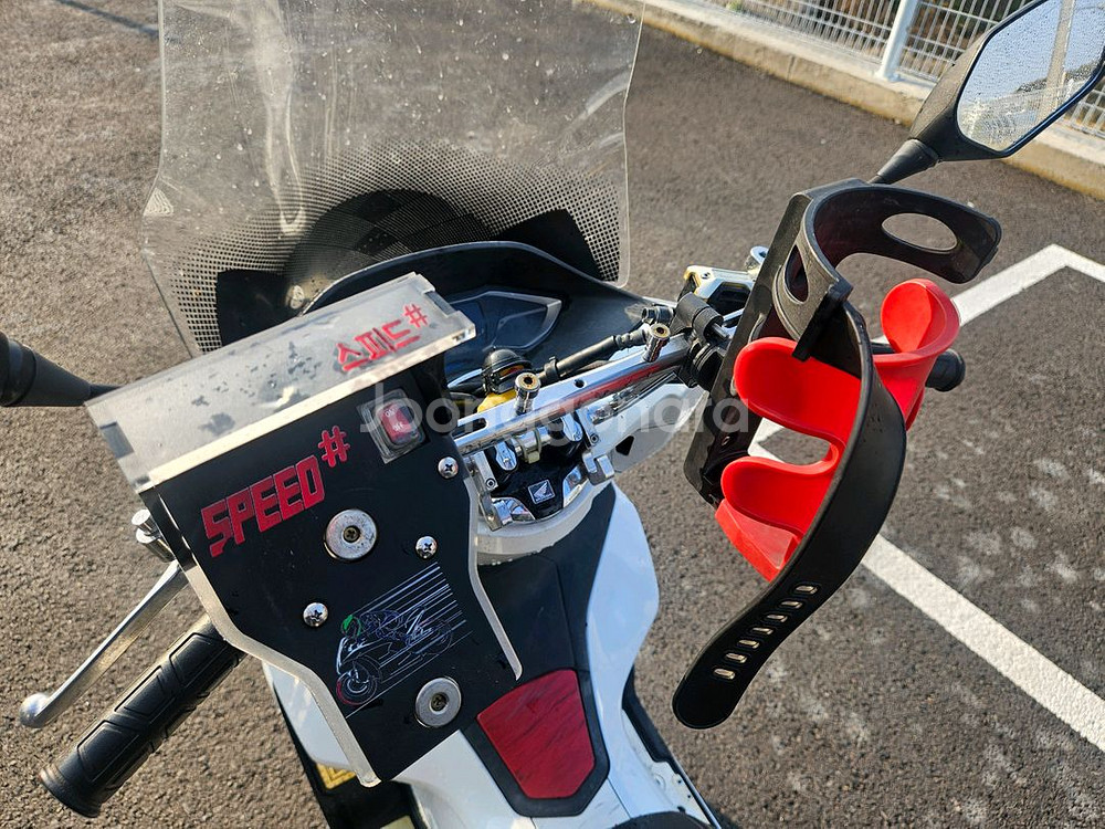 혼다PCX125/21년식/7만키로/160만원/2채널블박--8