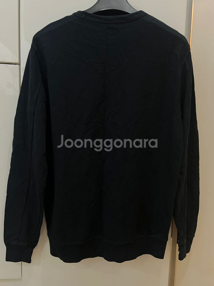 24sS cp컴퍼니 맨투맨 L--1