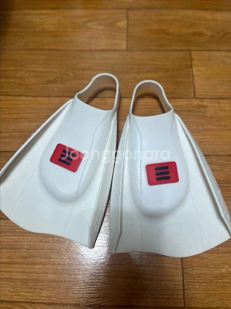 DMC 엘리트맥스 화이트 숏핀 M(235-260)사이즈 판매--1