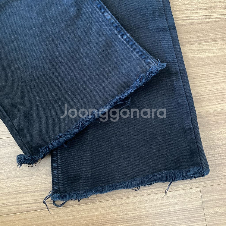 얼반아웃피터스 블랙진 청바지--4