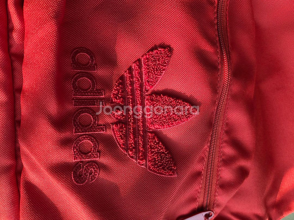 아디다스 레드 백팩--1