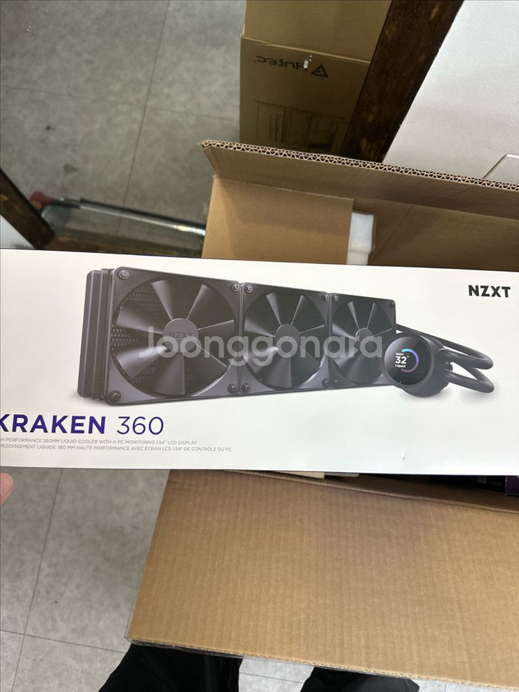 고사양 컴퓨터 Flux pro, RTX5090, AI--3