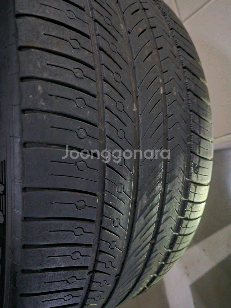 미쉐린 PS4 AS 275/40/20 판매합니다.--0