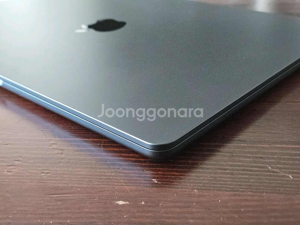 맥북에어 M2 15인치 8/256 A급 풀박스 팝니다--6