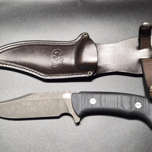 힌더러 렌치보위, 벤치메이드 socp 레스큐, 케이스나이프, 베스텍 하이디 판매합니다.