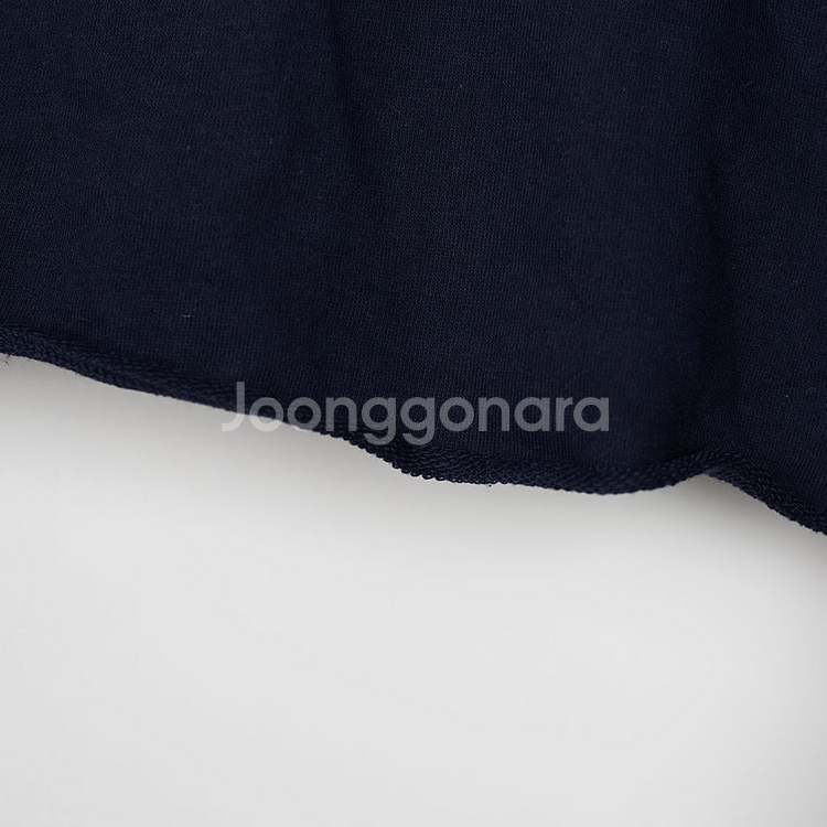 [m]타미진스 하트 크롭티 팝니다--3