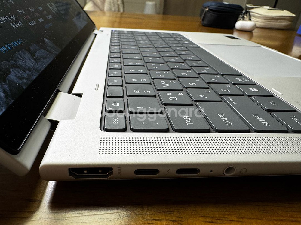 HP 엘리트북 x360 1040 G11 U7 32GB 1TB 터치펜--3