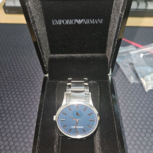 엠포리오 아르마니 시계(ar11137)