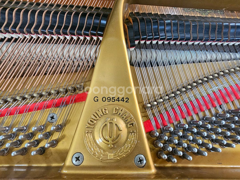 영창그랜드피아노 C-185--6