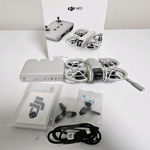 DJI NEO 플라이모어 콤보
