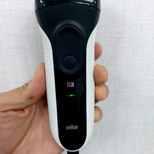 브라운 s3 전기면도기