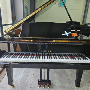 야마하그랜드피아노 G-2 made in japan