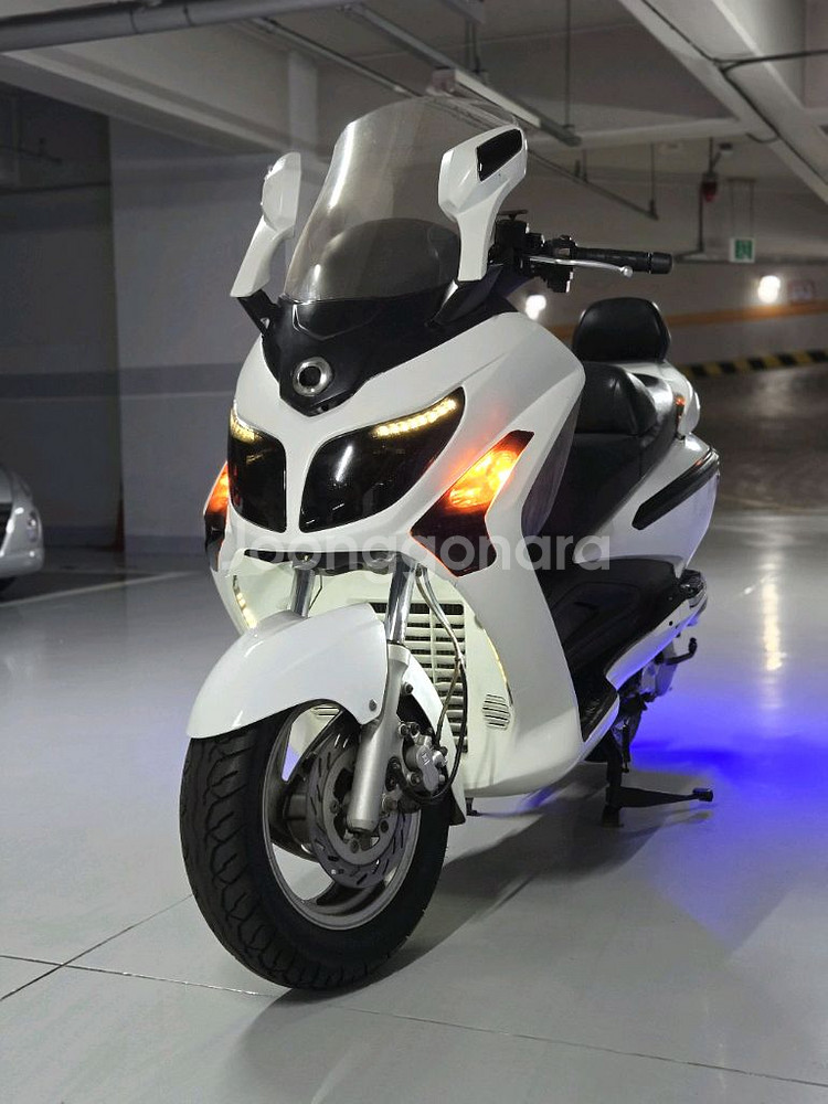 AA급 보이저125 gts evo 캬브 모델 스쿠터 판매--0