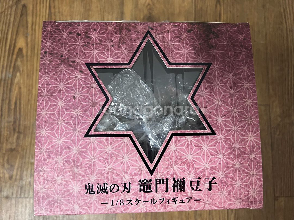 귀멸의 칼날)애니플렉스 네즈코 1/8스케일 피규어--1