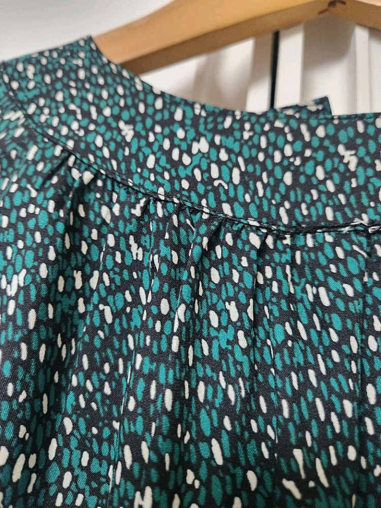 9천원 - 77 사이즈 롱원피스총길이 : 126 cm, 가슴반품 : 53cm 키크신분들이 입으심 예뻐요--2