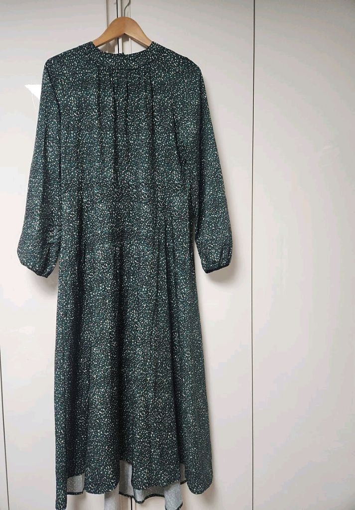 9천원 - 77 사이즈 롱원피스총길이 : 126 cm, 가슴반품 : 53cm 키크신분들이 입으심 예뻐요--3