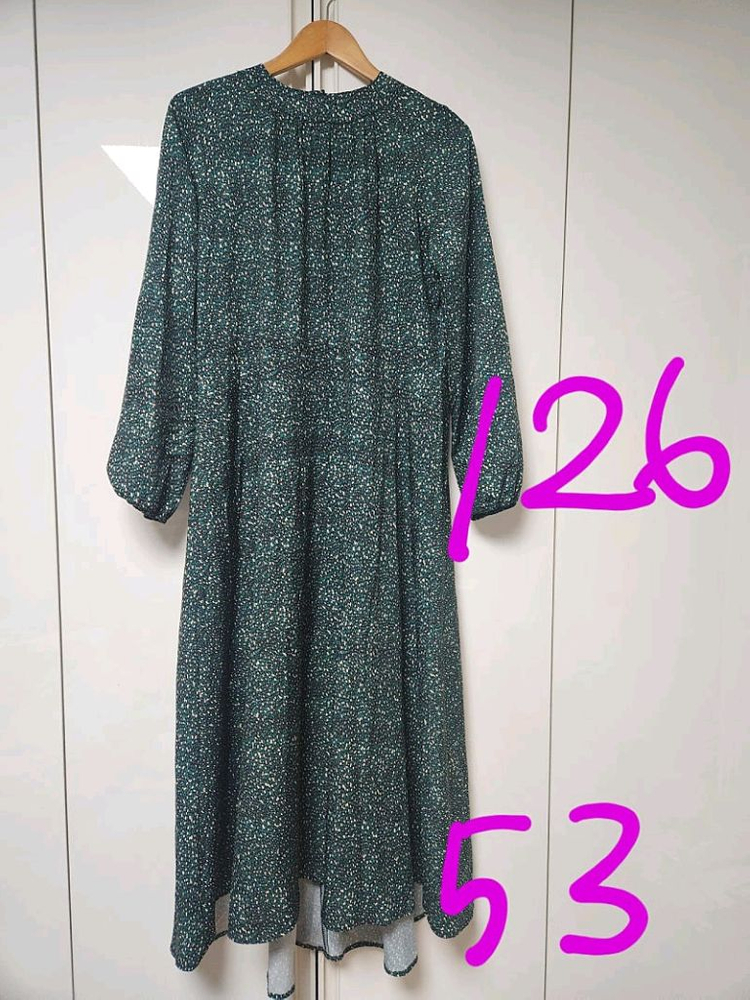 9천원 - 77 사이즈 롱원피스총길이 : 126 cm, 가슴반품 : 53cm 키크신분들이 입으심 예뻐요--4