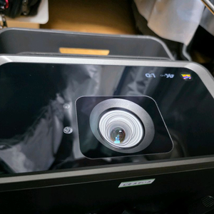 뷰소닉 x10-4k 빔프로젝트 판매 합니다