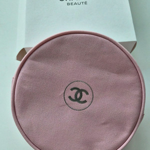 샤넬 핑크 파우치