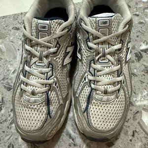 뉴발란스 키즈 740 210사이즈