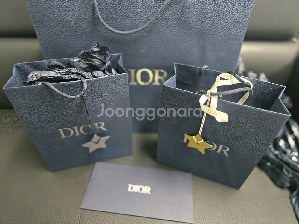 크리스찬디올 오븐팔찌 (새제품)--5