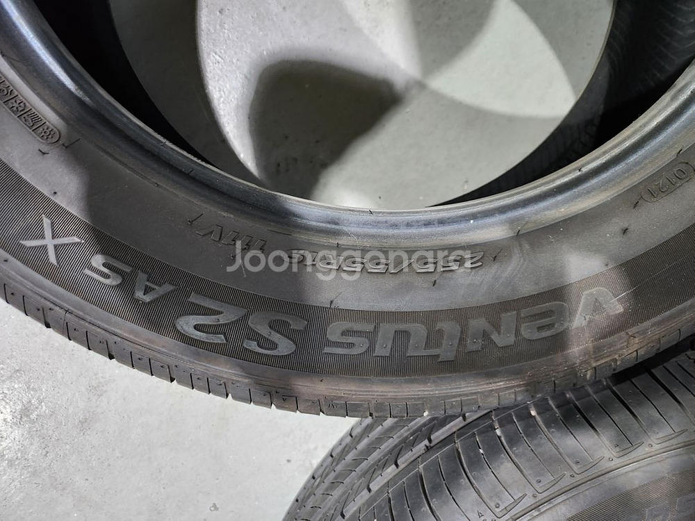 타이어 255/55R/19 4개--8