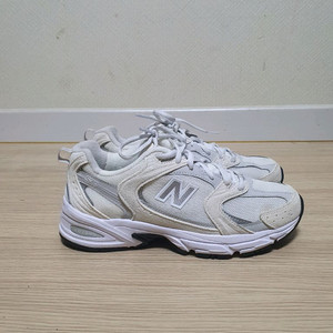 뉴발란스 530 화이트 실버 운동화 245