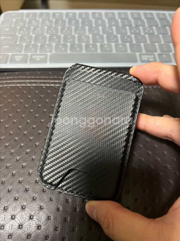 ESR 할로락 맥세이프 카드지갑 거치대 케이스--1