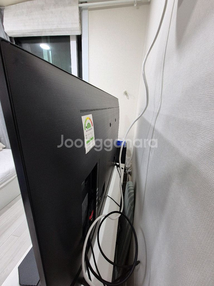 삼성 50인치 크리스탈UHD TV--3