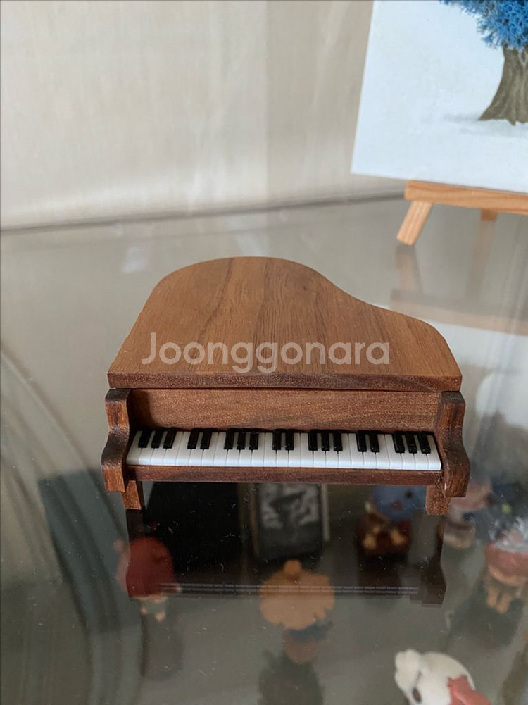 MP3, 뮤직박스 원목 수공예 피아노 판매합니다.--1